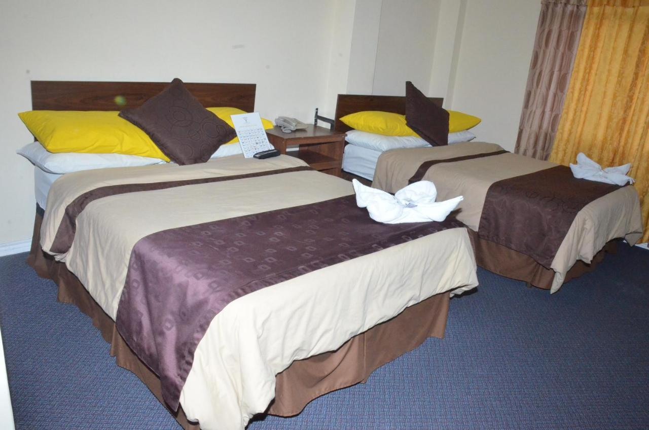 Hotel Bonaventure Quito Esterno foto