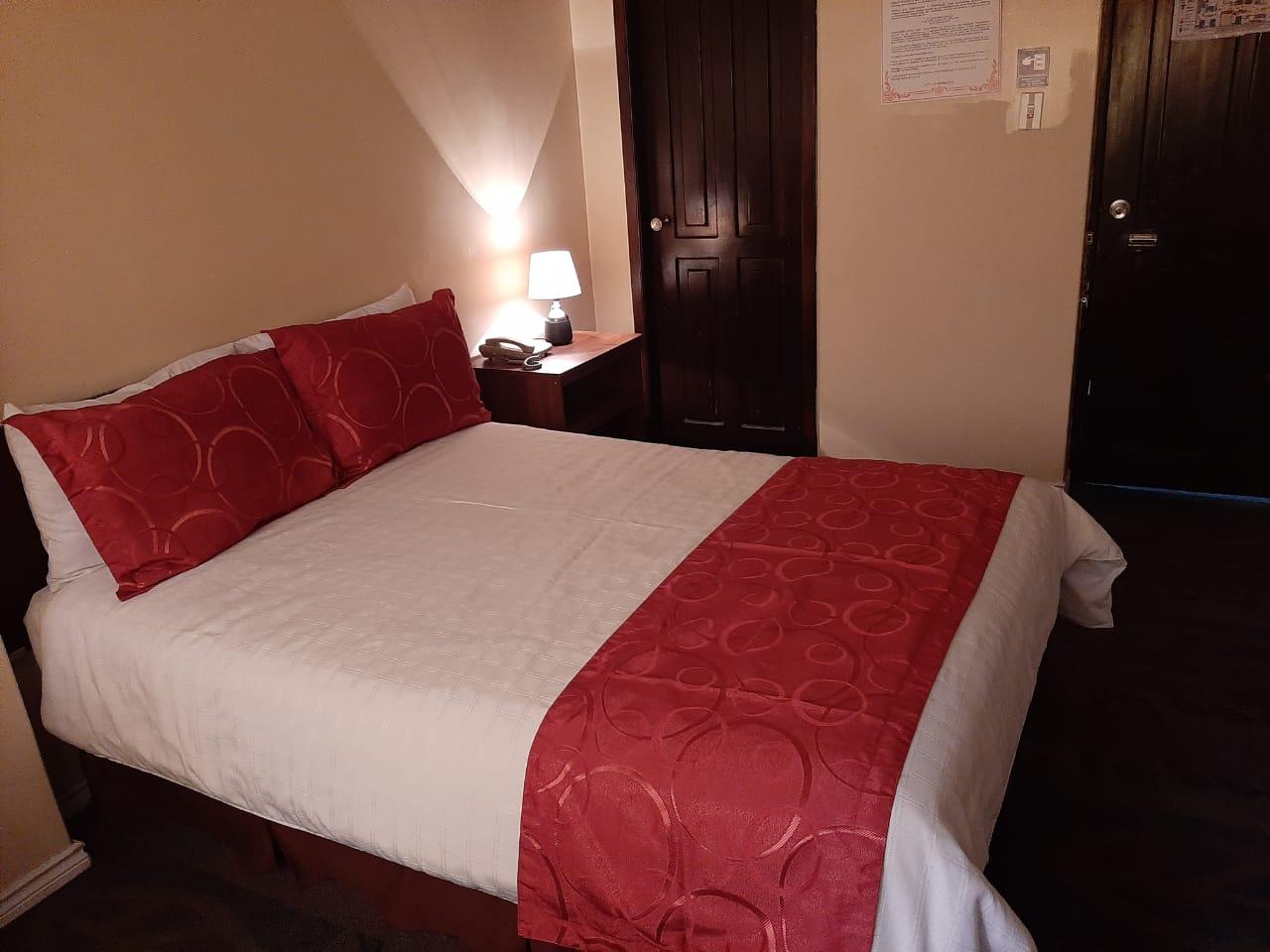 Hotel Bonaventure Quito Esterno foto
