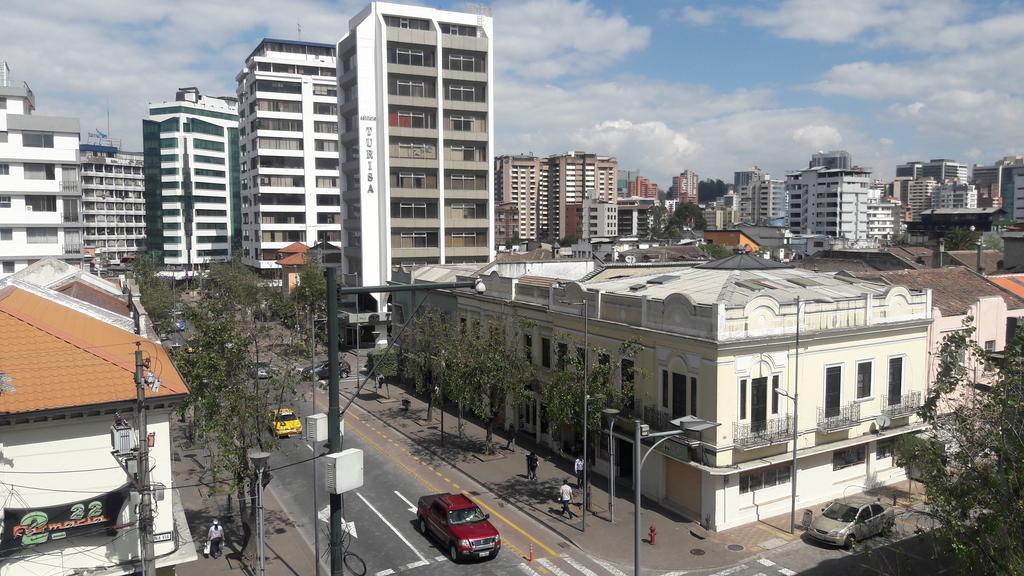 Hotel Bonaventure Quito Esterno foto