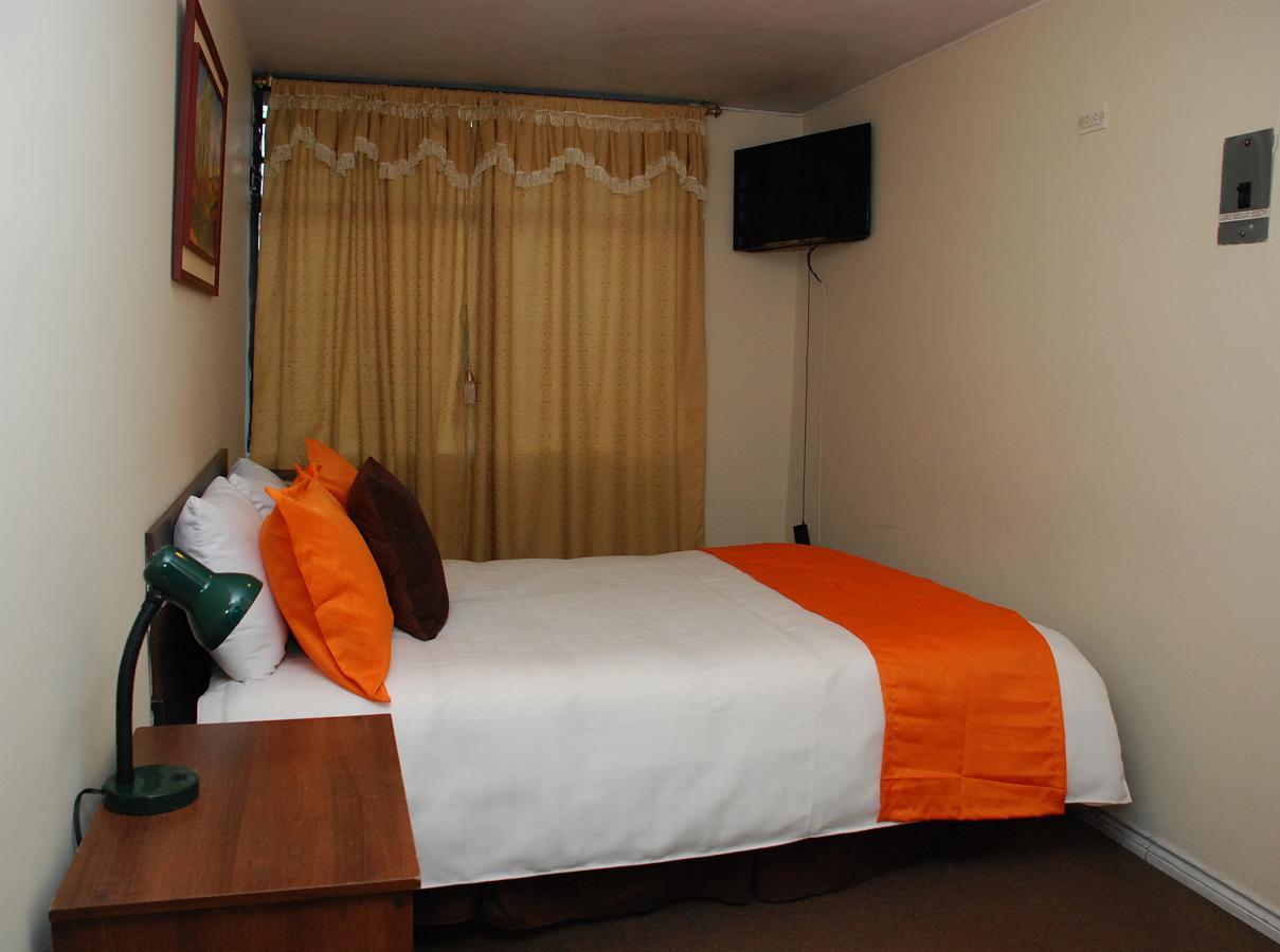 Hotel Bonaventure Quito Esterno foto